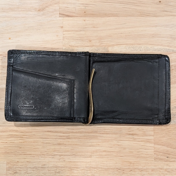 Coach Vintage Black Leather Bifold Wallet with Brass Money Clip & 2 Card Holders - Picture 1 of 9
